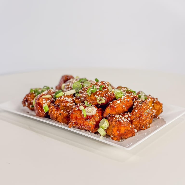 Savor Our Lunch Offerings