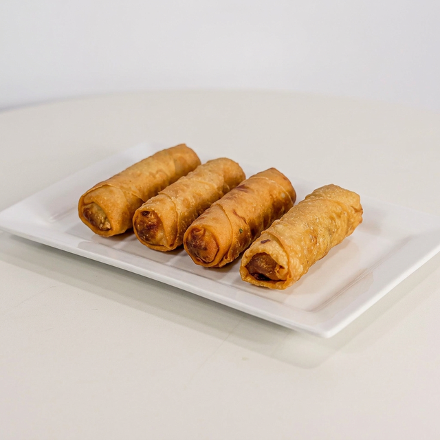 Egg Rolls (4 pc).